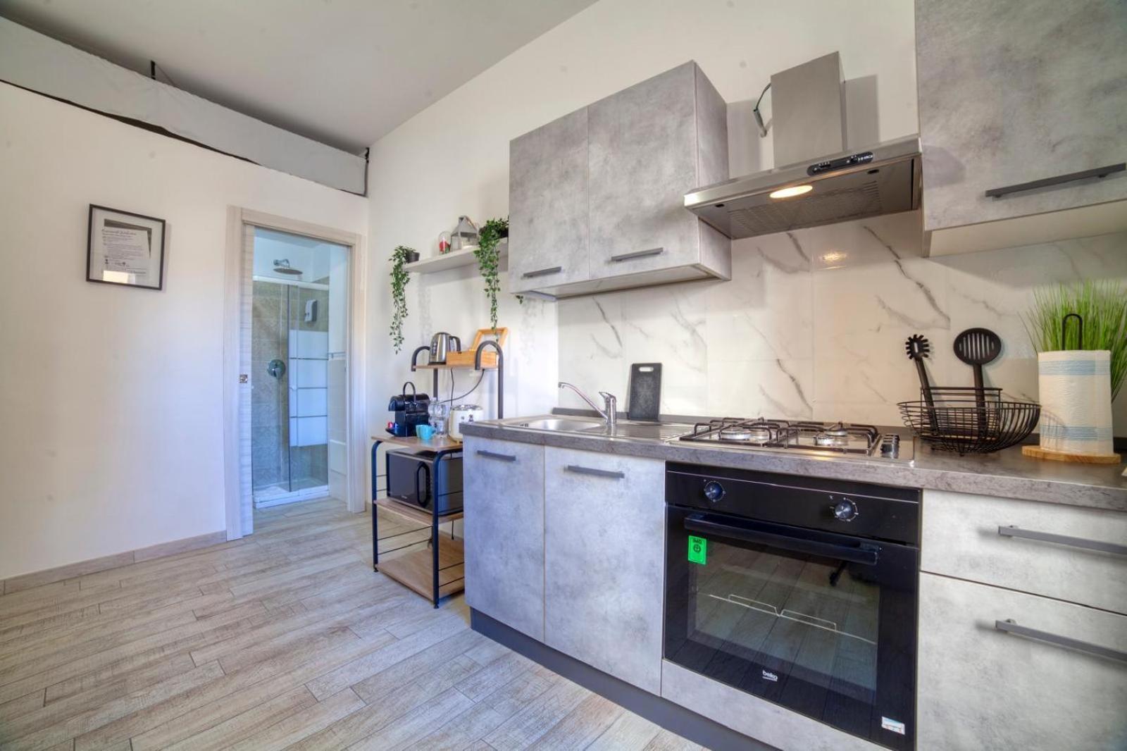 Sassari-Centro Elegante Appartamento Con Wifi E Netflix Екстериор снимка